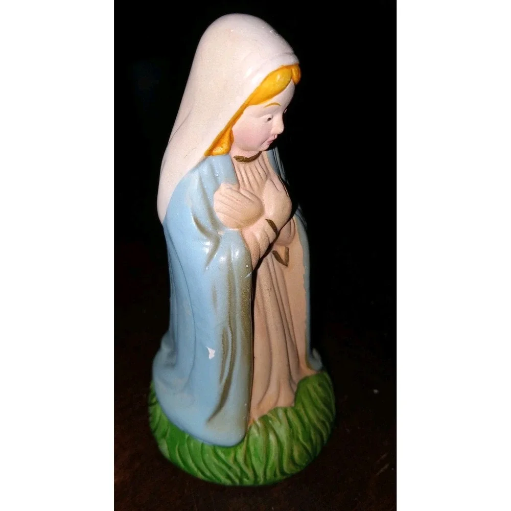 CERAMIC‎ NATIVITY FIGURE THE MOTHER MARY
